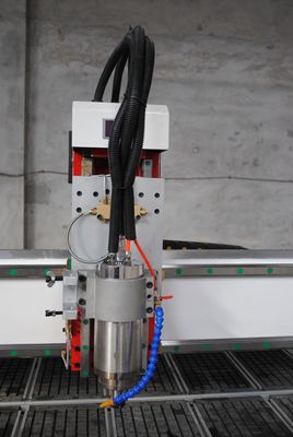 CE refrigerado por agua de la máquina de eje del CNC del eje 220V de la dureza 3.2Kw